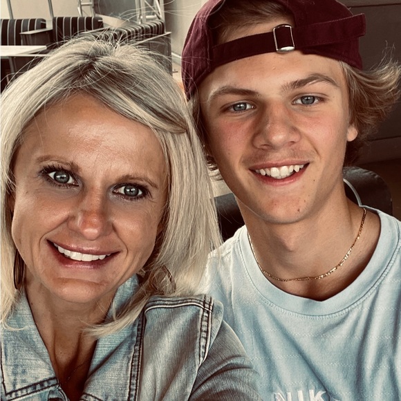 Meet your Posher, Annie - Picture 6 of 6